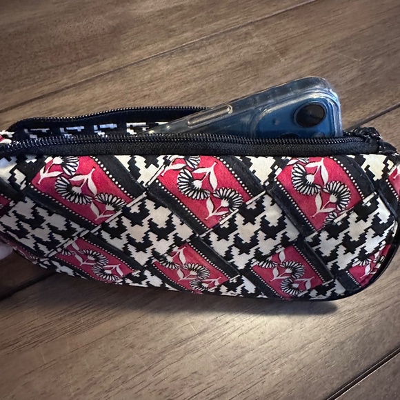 Vera Bradley Retired Deco Daisy & Houndstooth Wristlet Wallet w Checkbook Holder - Picture 3 of 15